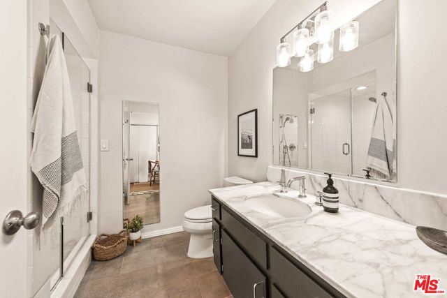 8401 Fountain Avenue 13, West Hollywood, CA 90069