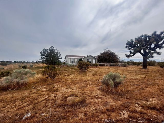 10133 Olivine, Victorville, CA 92392