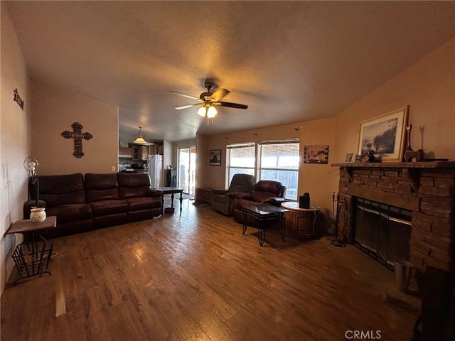 10133 Olivine, Victorville, CA 92392