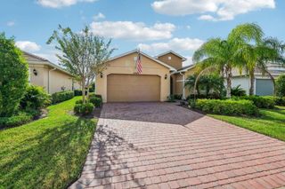 10284 SW Fernwood Avenue, Port St Lucie, FL 34987