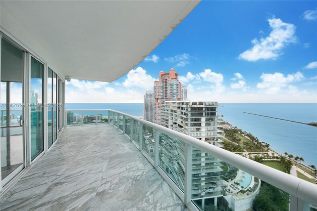 1000 S Pointe Dr PH-2804, Miami Beach, FL 33139