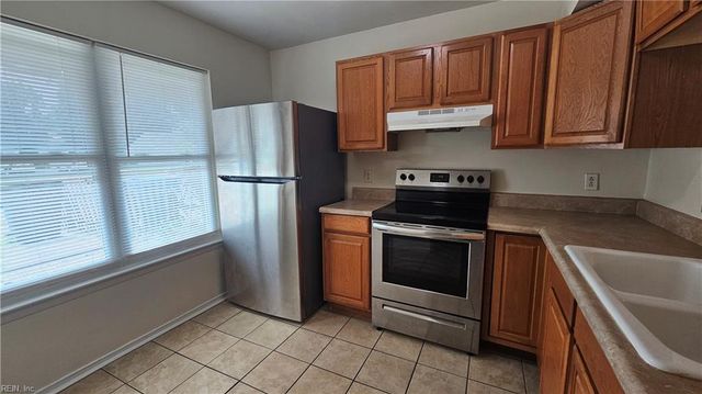 3908 Pollypine DR, Virginia Beach, VA 23452