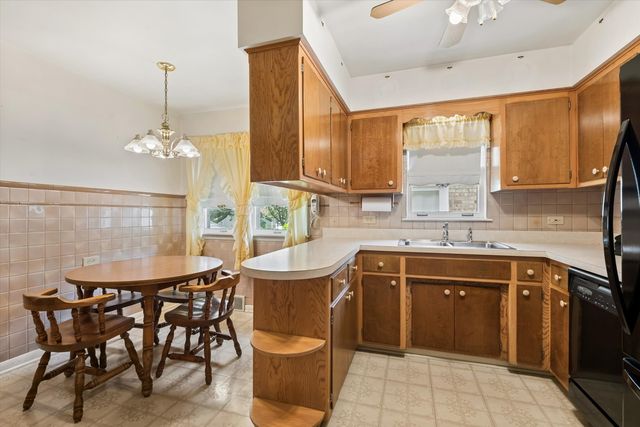 6214 35th Street, Berwyn, IL 60402