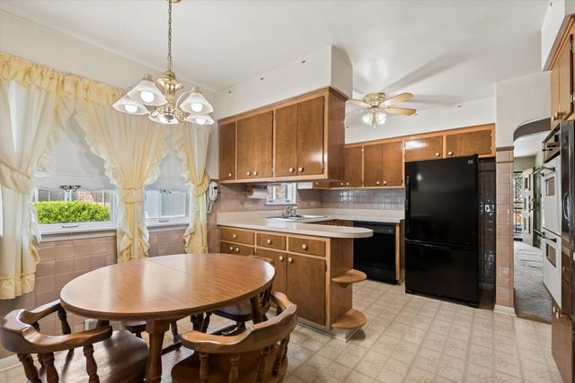 6214 35th Street, Berwyn, IL 60402