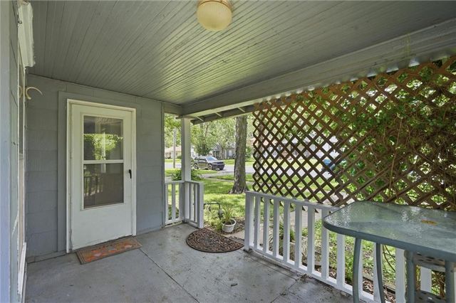 901 Pacific Avenue, Osawatomie, KS 66064