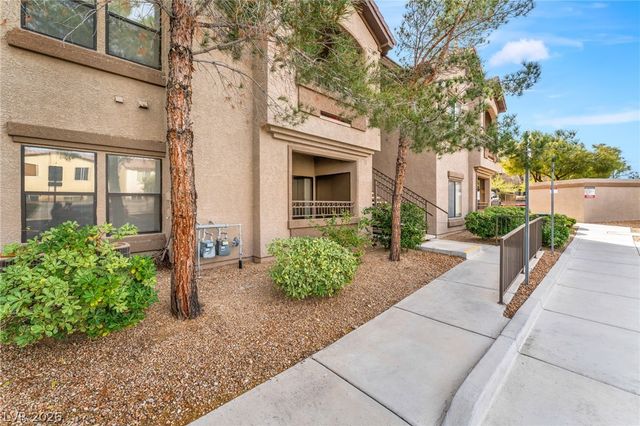 8250 North Grand Canyon Drive 1111, Las Vegas, NV 89166