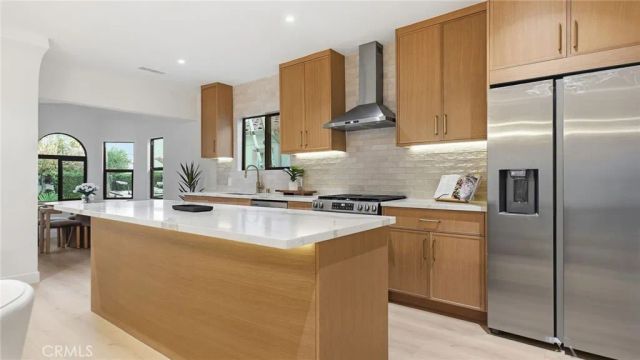 2943 Chesapeake, Los Angeles, CA 90016