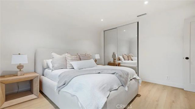 2943 Chesapeake, Los Angeles, CA 90016