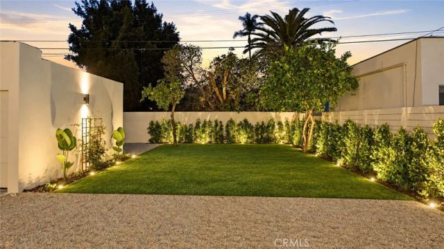 2943 Chesapeake, Los Angeles, CA 90016