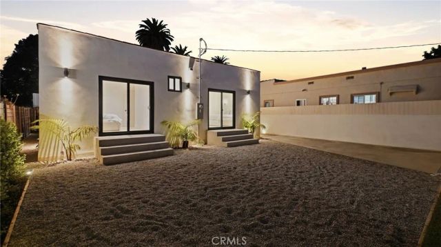 2943 Chesapeake, Los Angeles, CA 90016