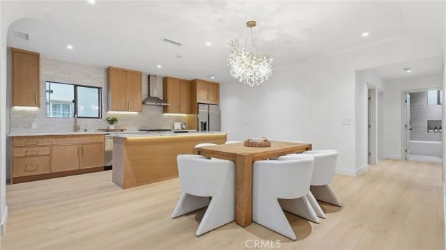 2943 Chesapeake, Los Angeles, CA 90016