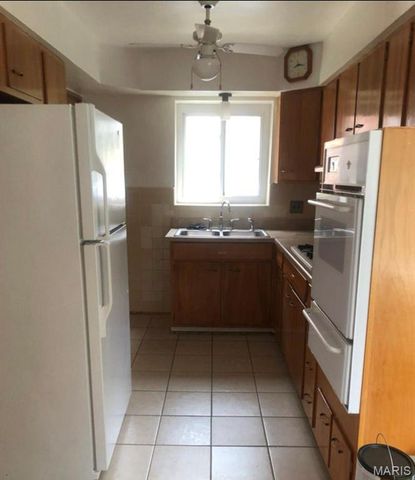 8412 Winzenburg Drive, Richmond Heights, MO 63117