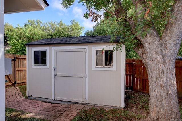 13618 Princes Knolls, San Antonio, TX 78231