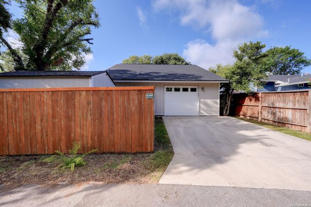 13618 Princes Knolls, San Antonio, TX 78231