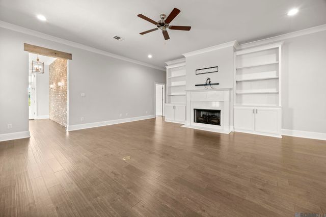 14021 Spalding Way, Baton Rouge, LA 70817