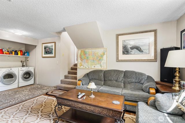 910 Dunlop Street, Sedro Woolley, WA 98284