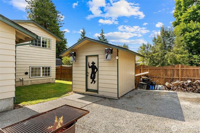910 Dunlop Street, Sedro Woolley, WA 98284