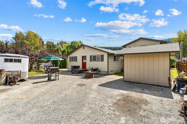 910 Dunlop Street, Sedro Woolley, WA 98284