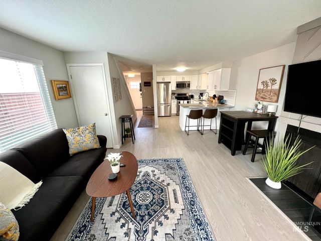 2177-2179 Gekeler Ln, Boise, ID 83706