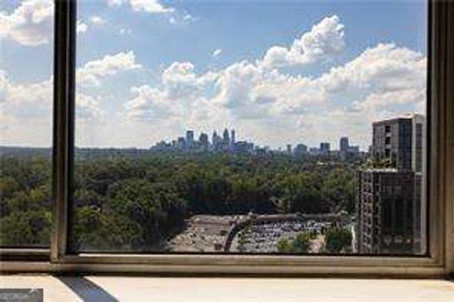 2479 Peachtree Road NE 1509, Atlanta, GA 30305