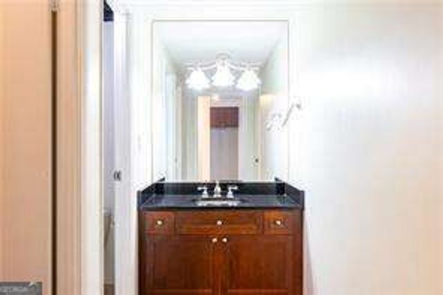 2479 Peachtree Road NE 1509, Atlanta, GA 30305