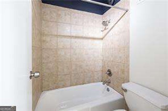 2479 Peachtree Road NE 1509, Atlanta, GA 30305