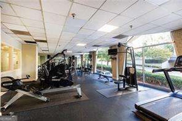 2479 Peachtree Road NE 1509, Atlanta, GA 30305