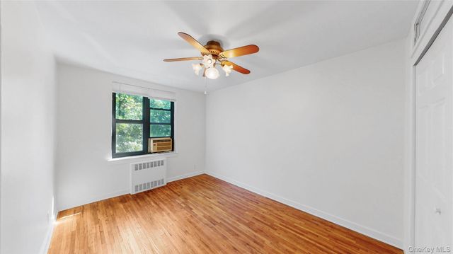 52-21 39th Road 2A, Woodside, NY 11377