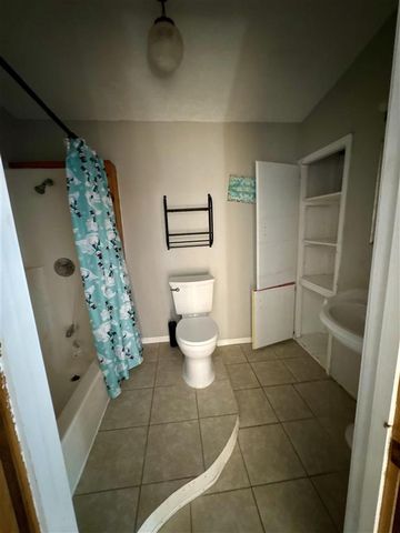 205 Thelma Lane, Lake Charles, LA 70611