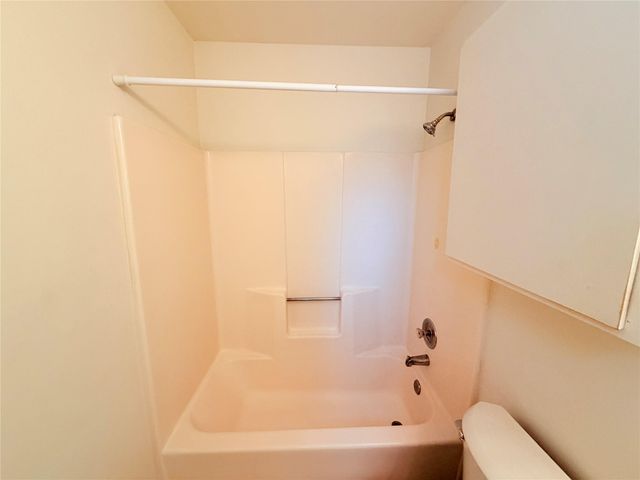 405 Parkhill CV, Round Rock, TX 78664