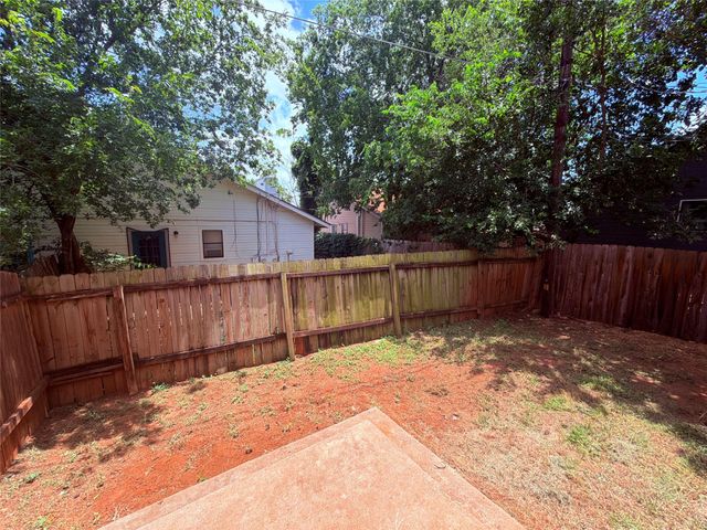 405 Parkhill CV, Round Rock, TX 78664