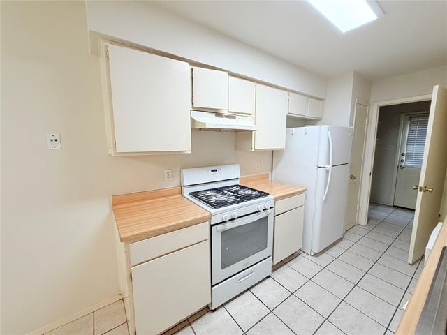 405 Parkhill CV, Round Rock, TX 78664