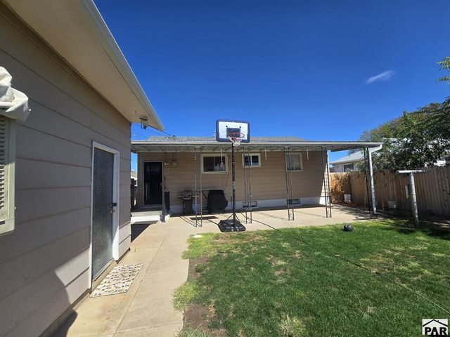 2420 Dahlia Lane, Pueblo, CO 81004