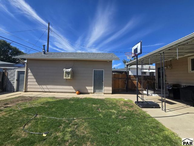 2420 Dahlia Lane, Pueblo, CO 81004