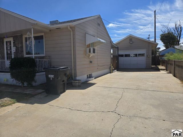 2420 Dahlia Lane, Pueblo, CO 81004