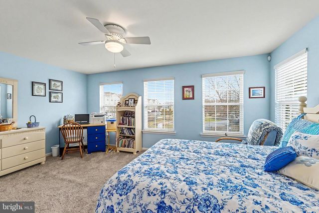 35 BAYSIDE DR, Somers Point, NJ 08244