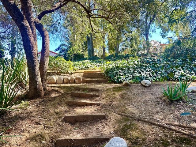 1804 Valle Vista, Redlands, CA 92373