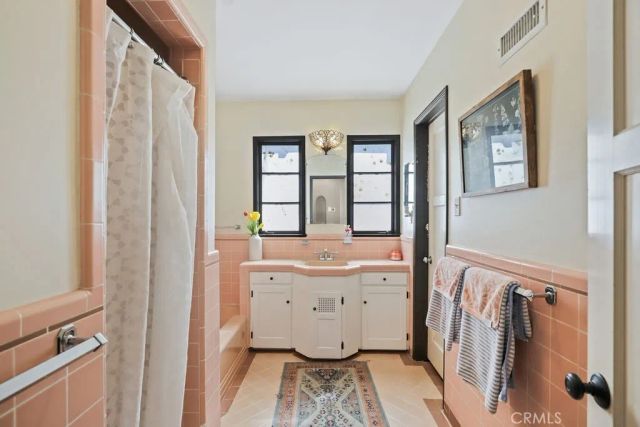 1804 Valle Vista, Redlands, CA 92373