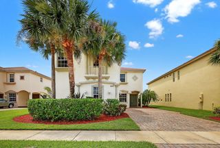 2217 SW Newport Isles Boulevard, Port St Lucie, FL 34953