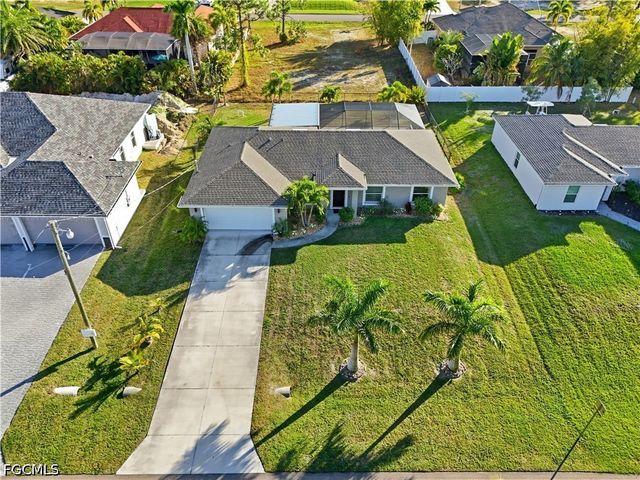 2714 NW 22nd TER, Cape Coral, FL 33993