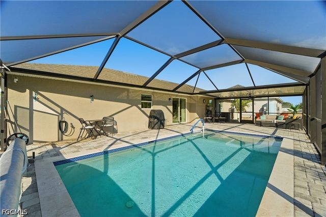 2714 NW 22nd TER, Cape Coral, FL 33993