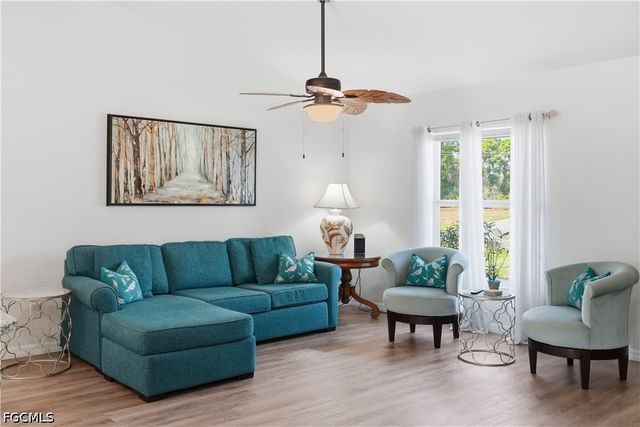 2714 NW 22nd TER, Cape Coral, FL 33993