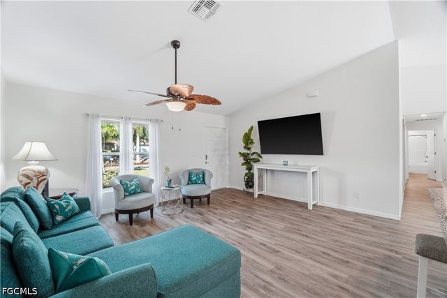 2714 NW 22nd TER, Cape Coral, FL 33993