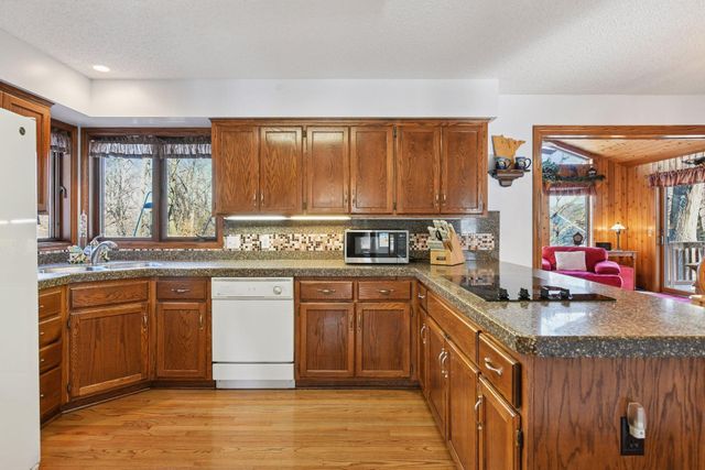 11362 Burr Ridge Lane, Eden Prairie, MN 55347