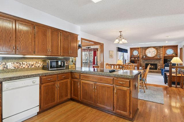 11362 Burr Ridge Lane, Eden Prairie, MN 55347