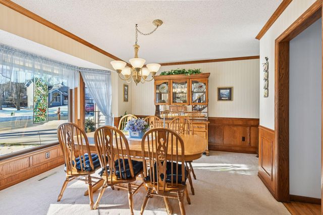 11362 Burr Ridge Lane, Eden Prairie, MN 55347