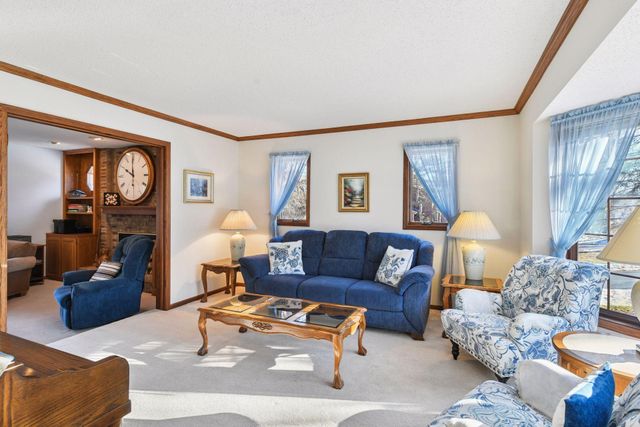 11362 Burr Ridge Lane, Eden Prairie, MN 55347