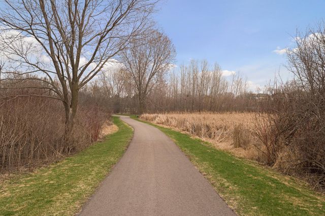 11362 Burr Ridge Lane, Eden Prairie, MN 55347