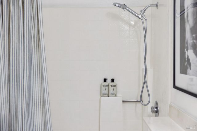 50 Hector Ln, Novato, CA 94949