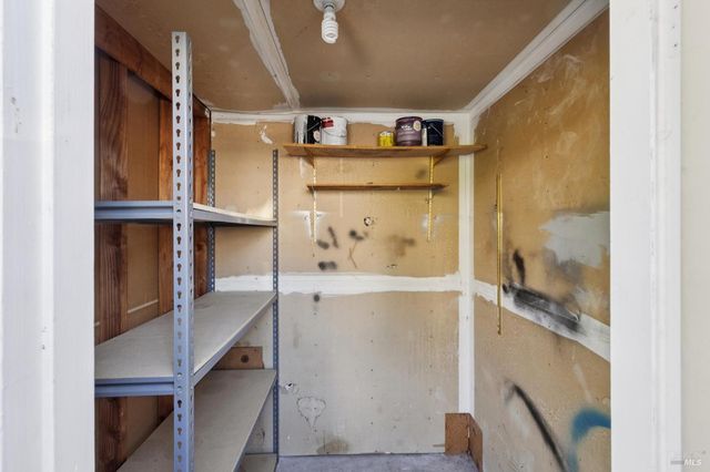 50 Hector Ln, Novato, CA 94949